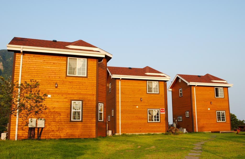 Sweetsalt Villa Seogwipo Exterior photo